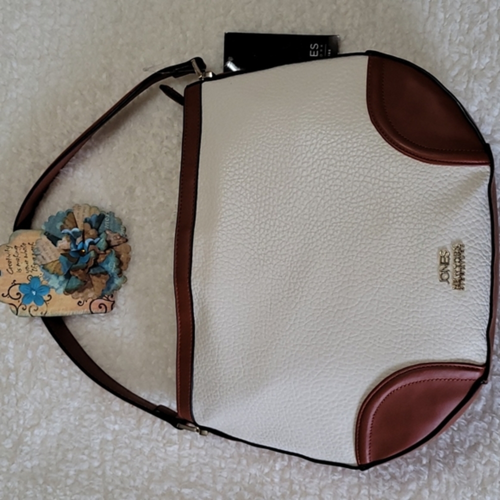 NEW Shoulder Bag Jones New York Signature Color Block Pebbled Ivory Faux Leather